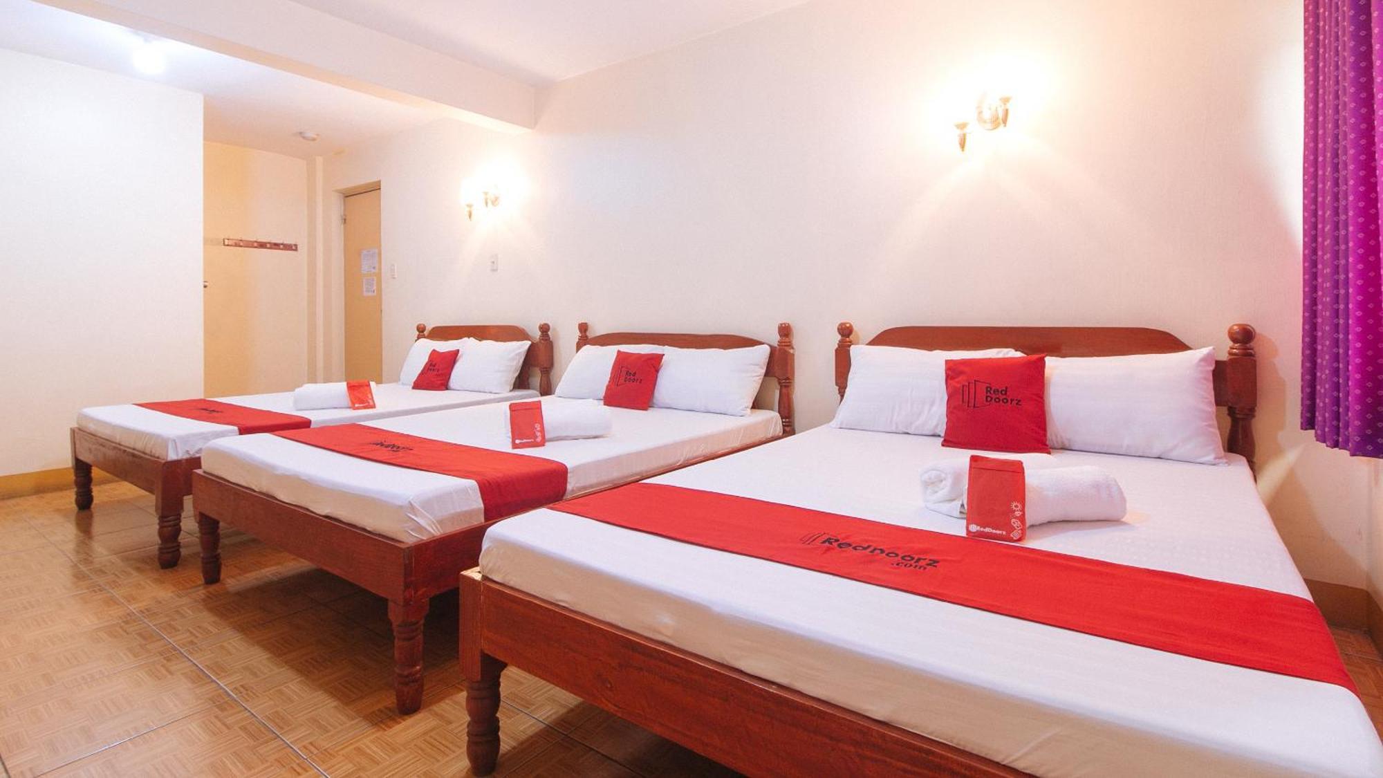 Reddoorz @ Golden Victory Hotel Mabalacat Pampanga Eksteriør bilde
